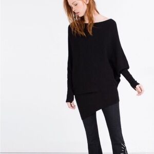 Zara  sweater Asymmetric softBlack Knit
